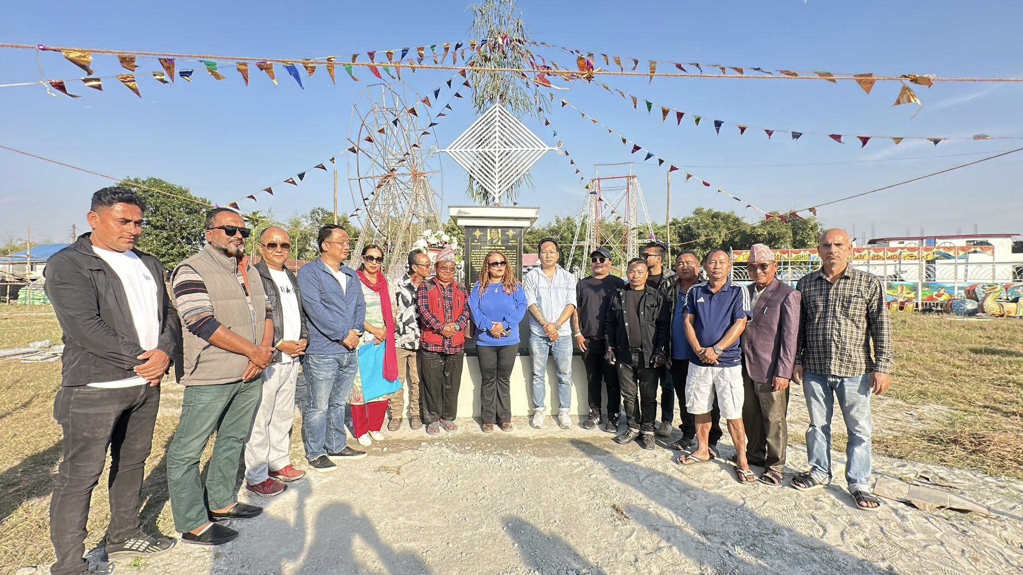 परिवारको सम्झानामा थक्लुङ परिवारद्वारा सिलाम साक्मा निर्माण